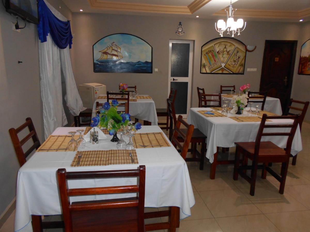Agla Hotel Lomé Eksteriør billede